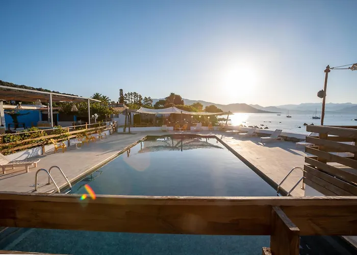 Prázdninový areál Valinco Village Porto Pollo